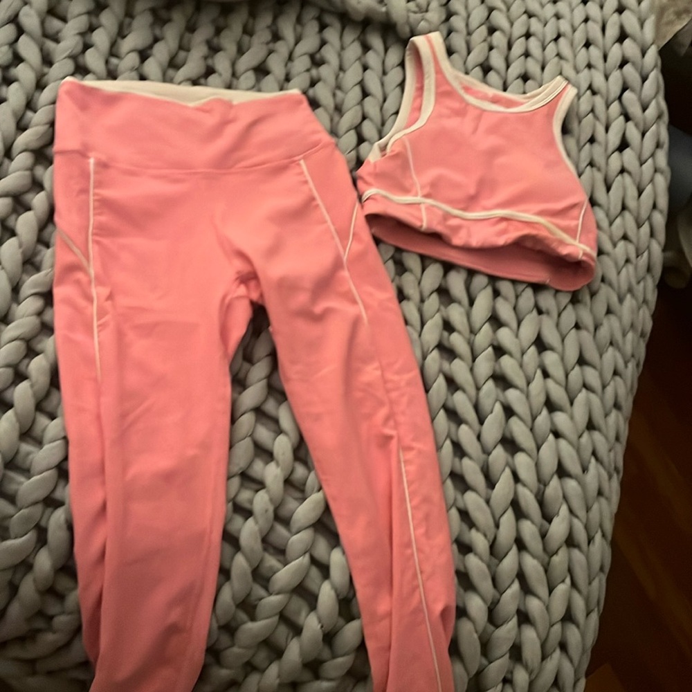 Matching wilo workout set